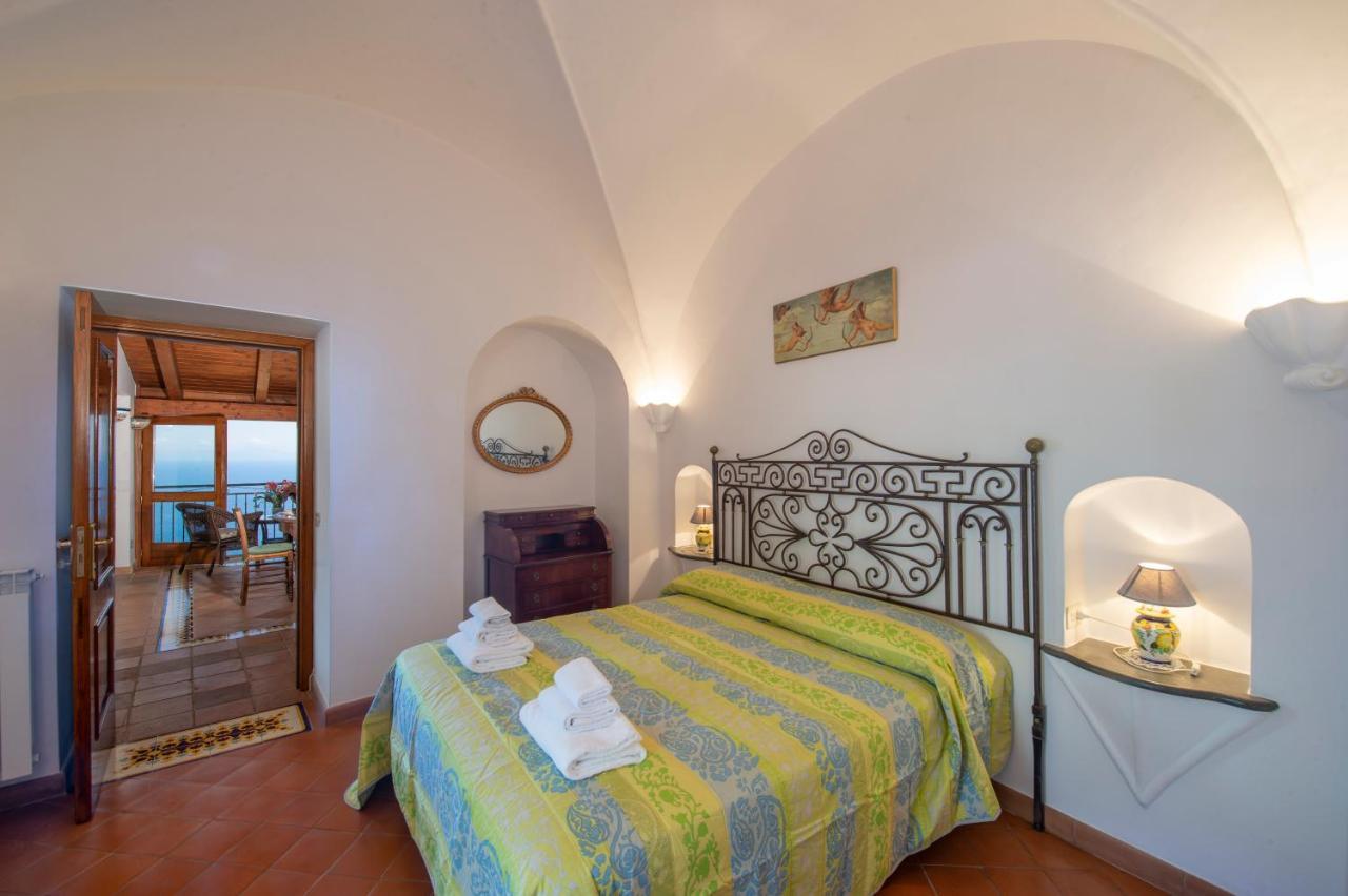 Villamena Furore Extérieur photo