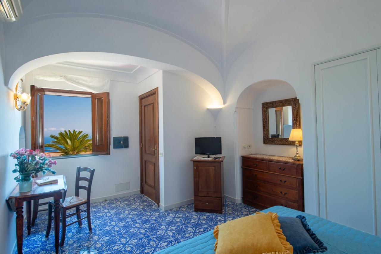 Villamena Furore Extérieur photo